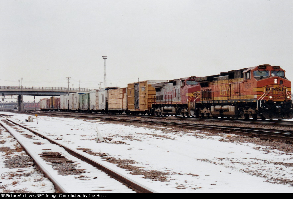 BNSF 4565 East